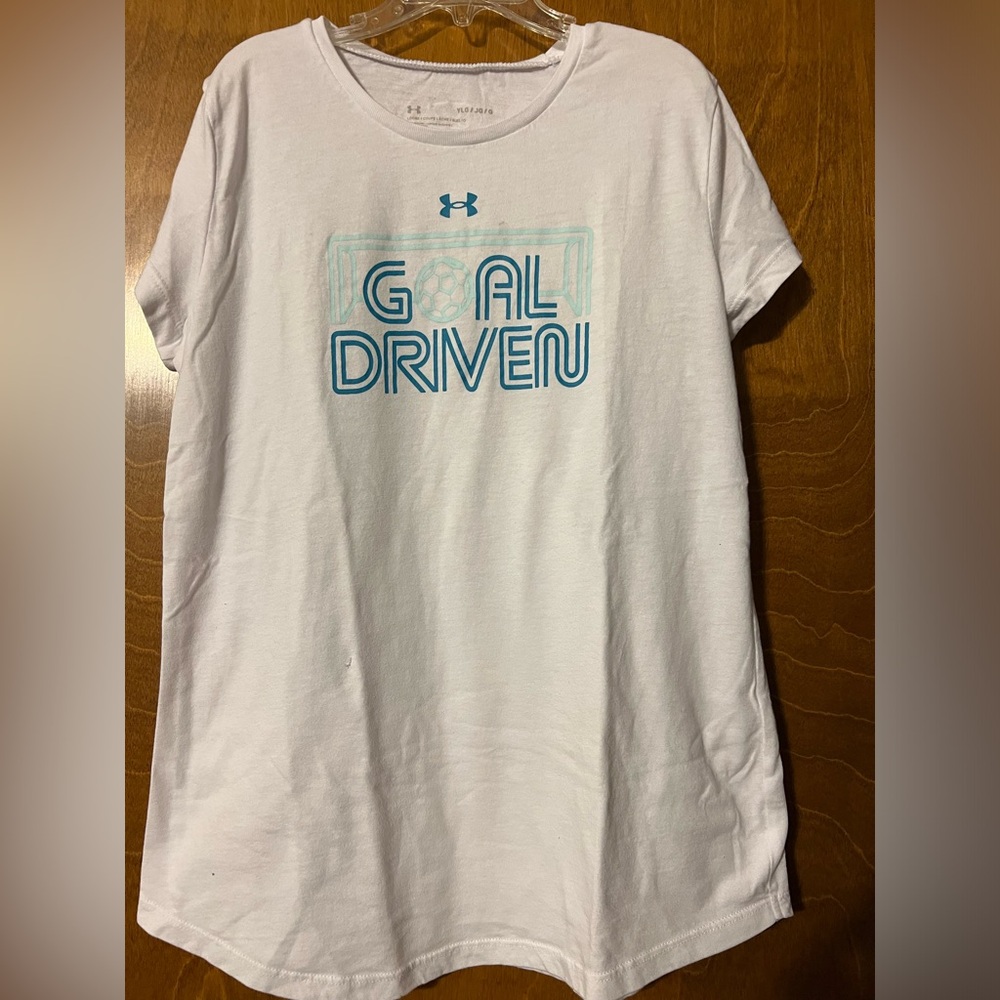 Under Armour girls loose fit soccer t shirt
